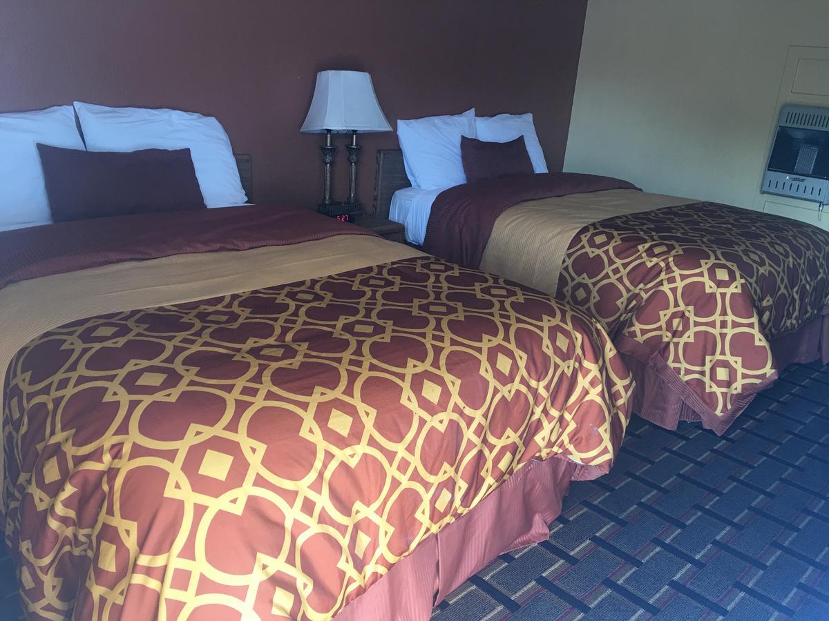Royal Inn Early Bagian luar foto
